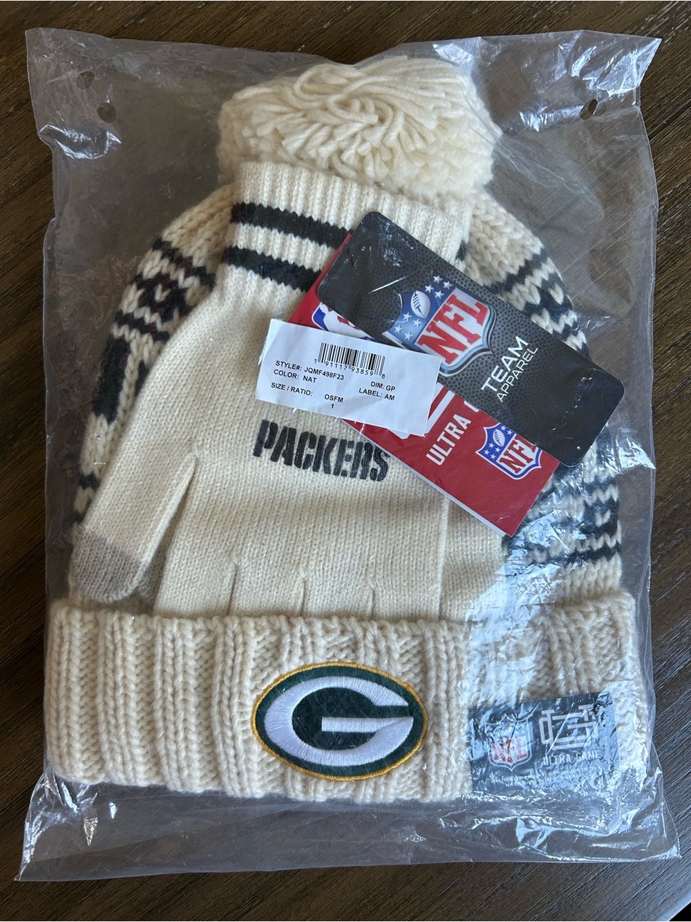 Ultra Game Adults NFL Greenbay Packers Knit Hat With Touch Screen Gloves NWT